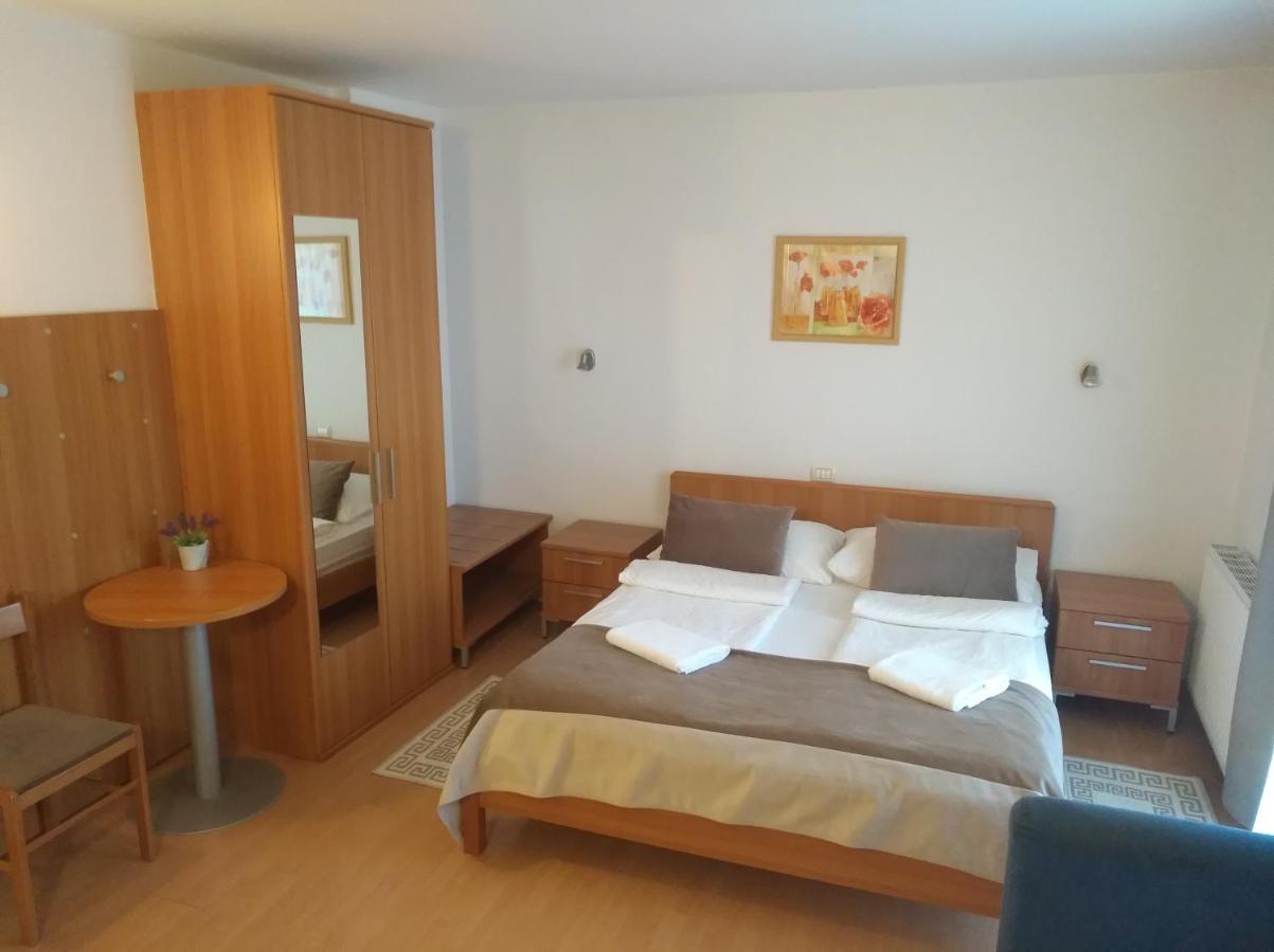 Garni Hotel Keltika Izola Ngoại thất bức ảnh