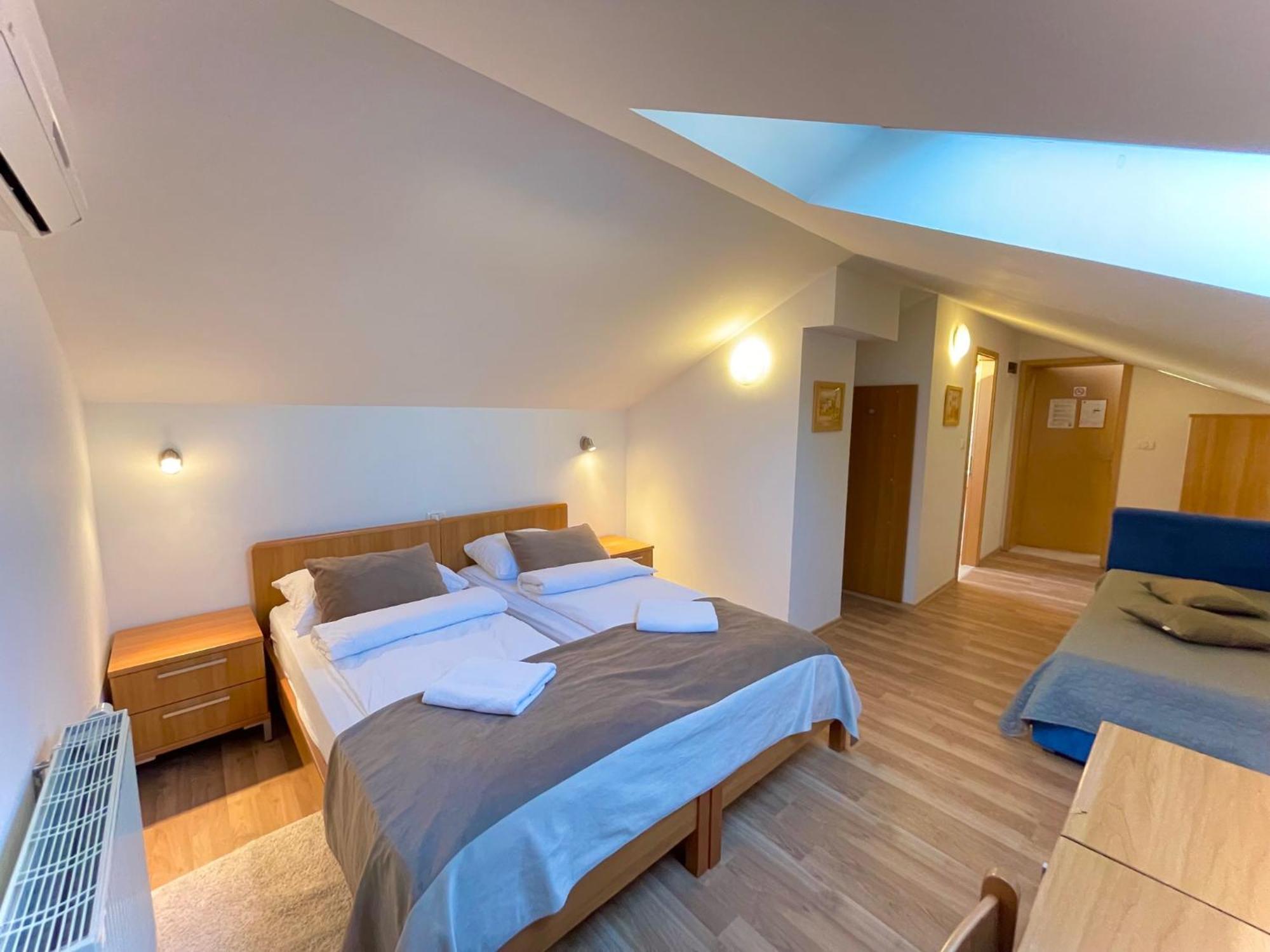 Garni Hotel Keltika Izola Ngoại thất bức ảnh