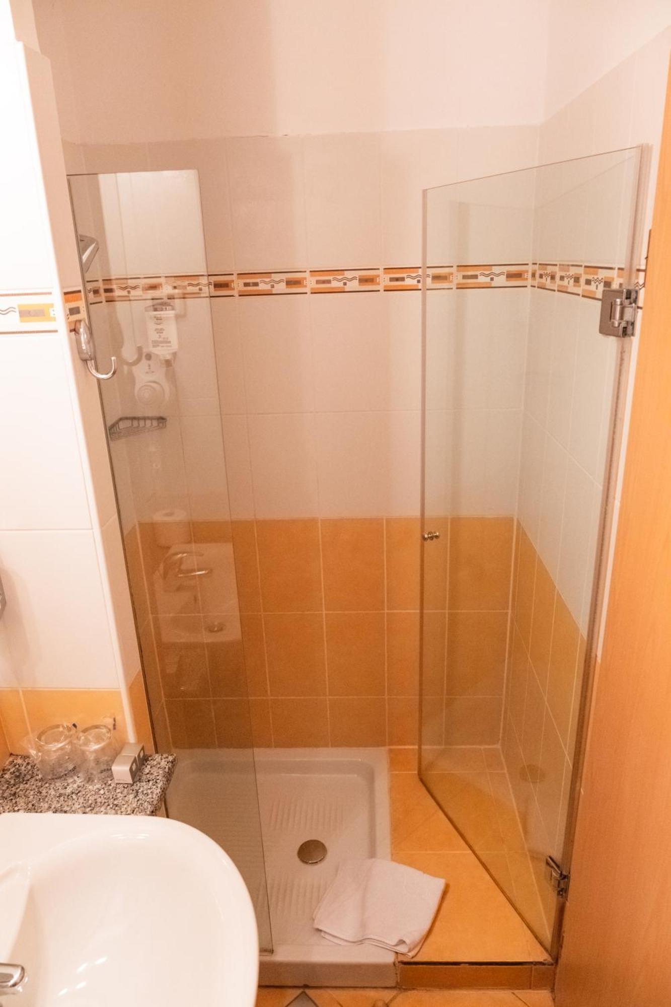 Garni Hotel Keltika Izola Ngoại thất bức ảnh
